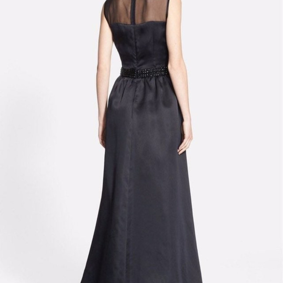 NWT ST JOHN GOWN - Picture 2 of 8